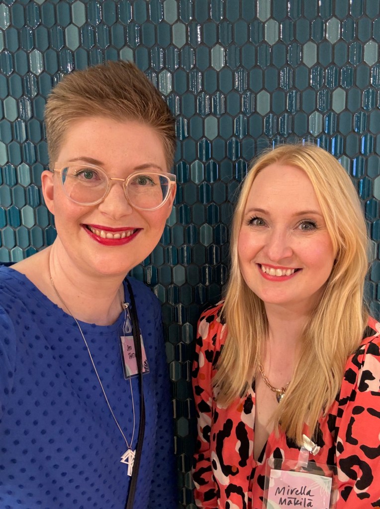 Satu Tähtinen ja Mirella Mäkilä